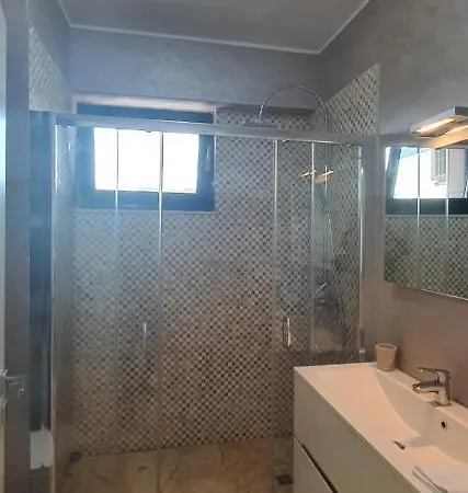 Διαμέρισμα Sophia Luxury 3 Bedrooms Seaside