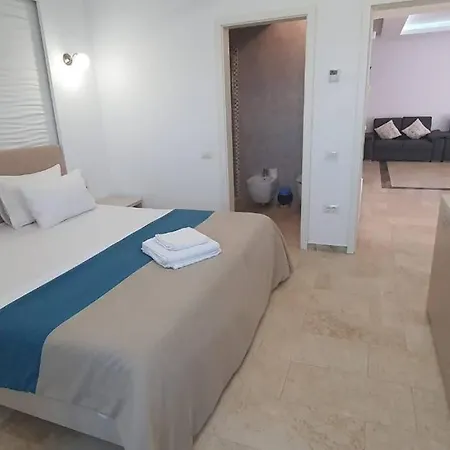 Διαμέρισμα Sophia Luxury 3 Bedrooms Seaside Mamaia