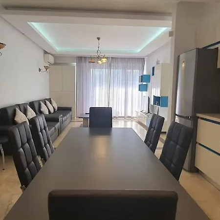 Sophia Luxury 3 Bedrooms Seaside Mamaia